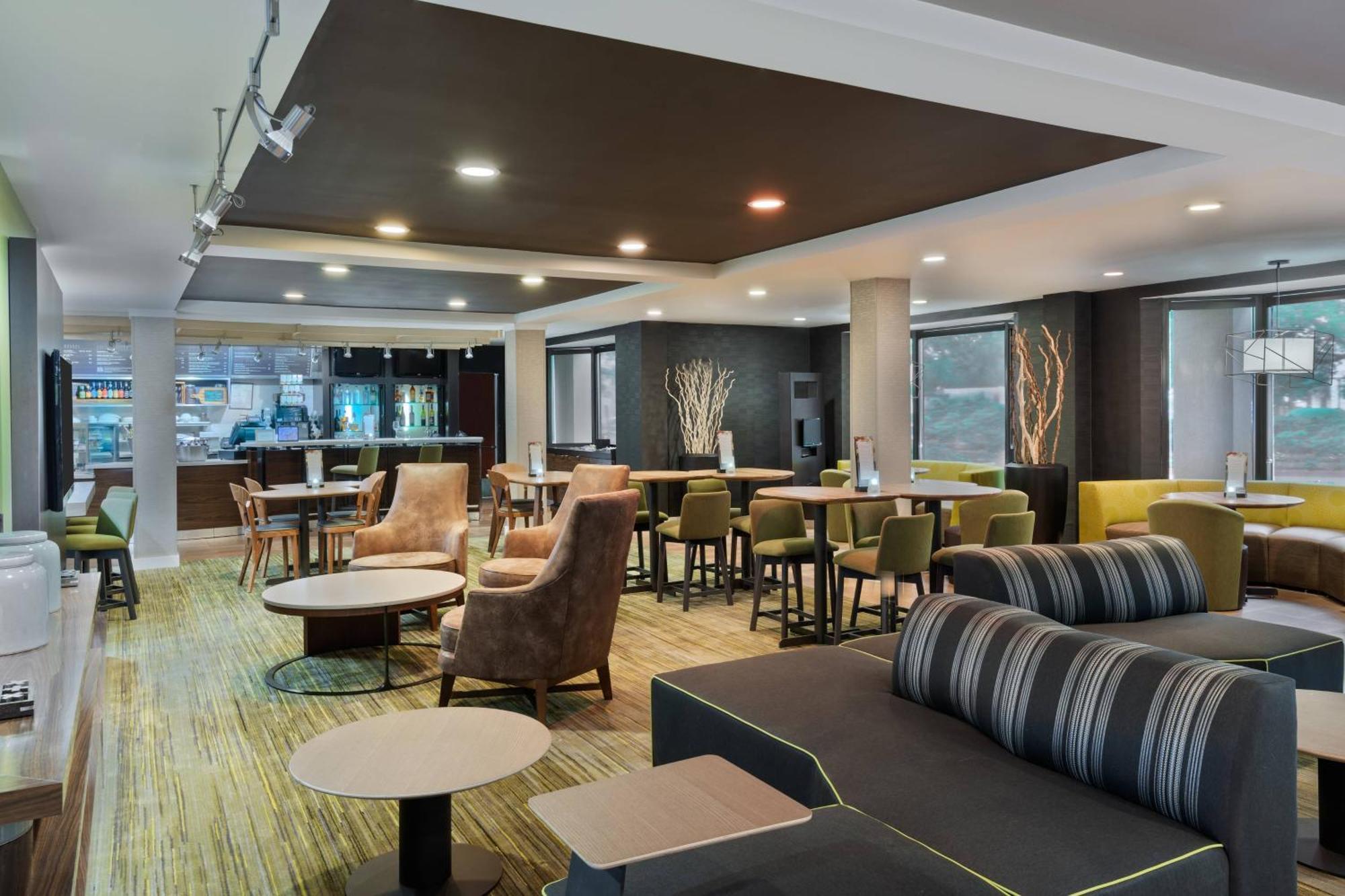 Отель Courtyard Lafayette Airport Экстерьер фото