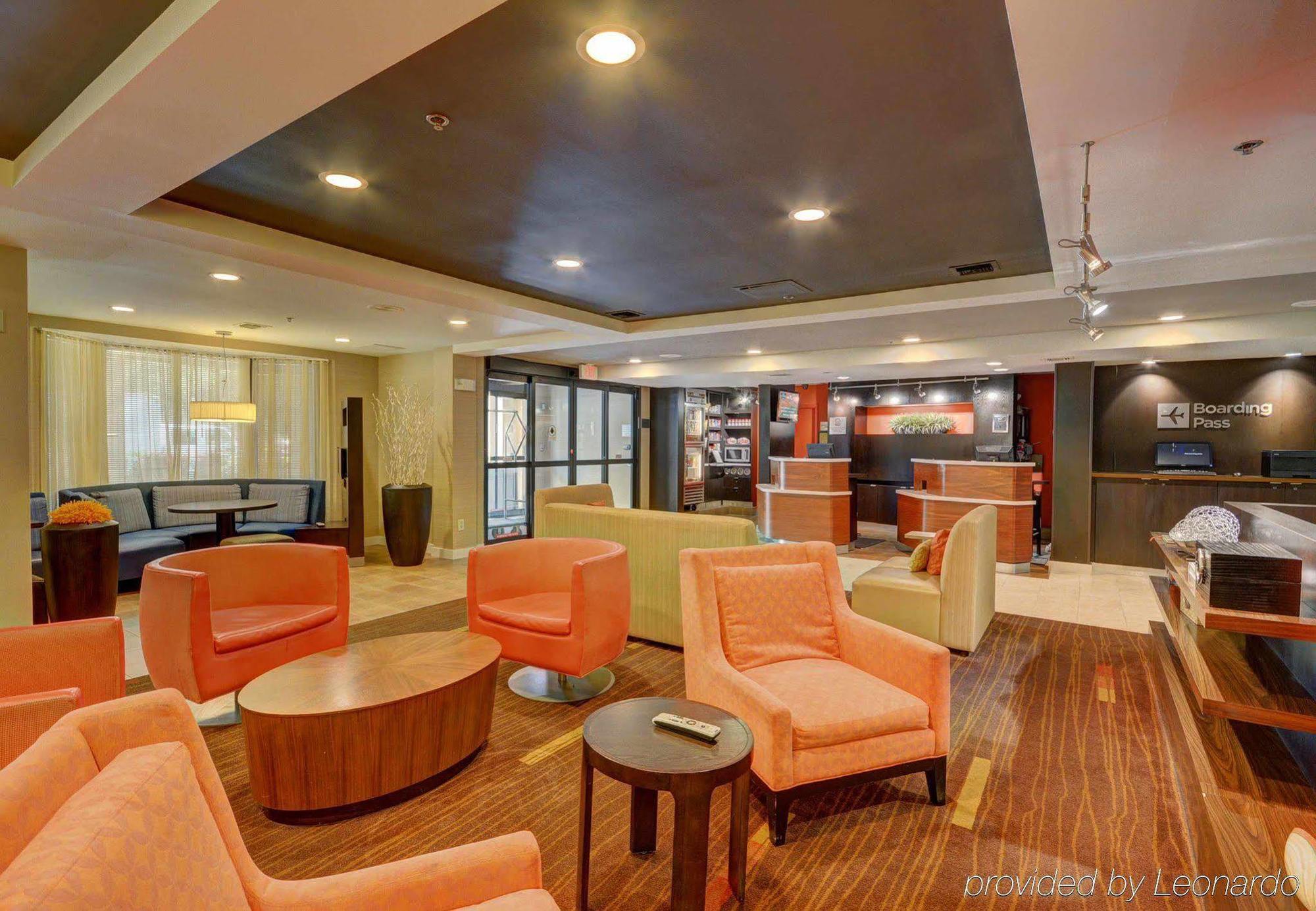 Отель Courtyard Lafayette Airport Экстерьер фото