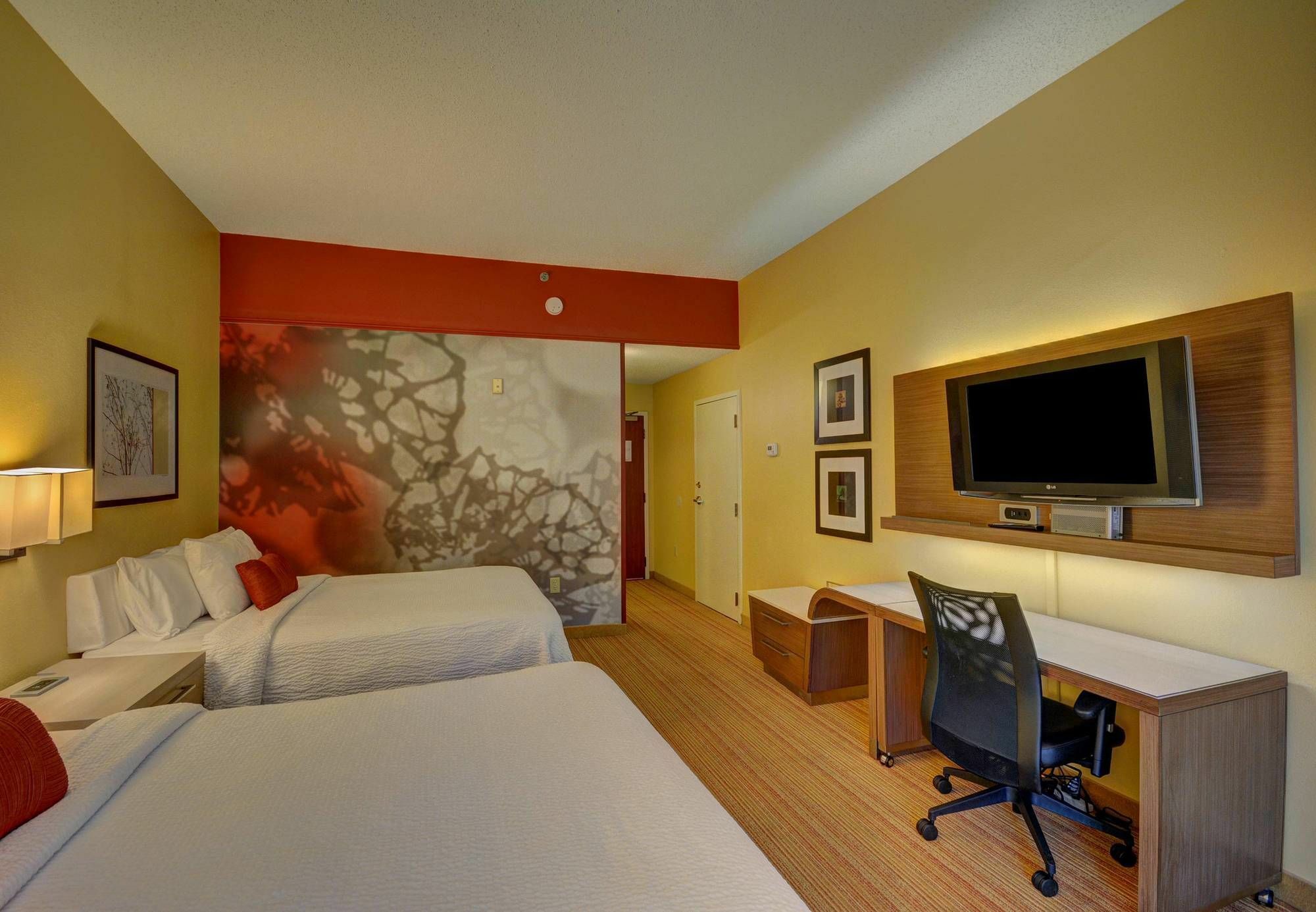 Отель Courtyard Lafayette Airport Экстерьер фото